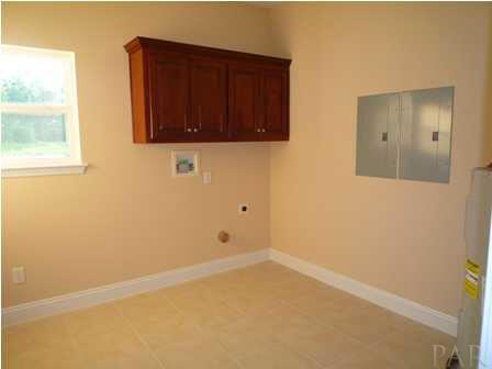 1290 Upland Road Cantonment, FL 32533 - Photo 14 of 20 Gallery Image 14