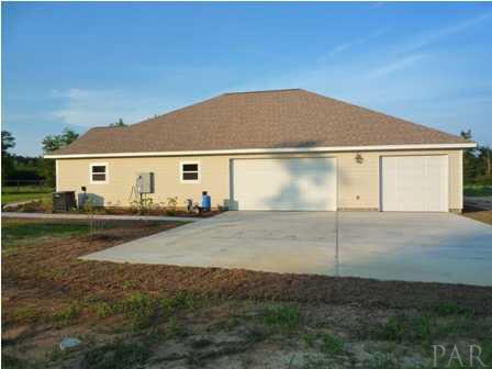 1290 Upland Road Cantonment, FL 32533 - Photo 15 of 20 Gallery Image 15