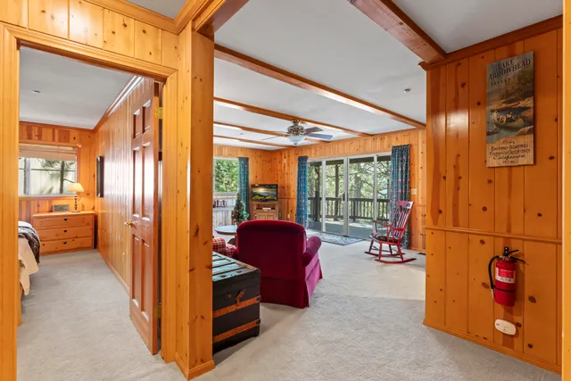 $889,999 | 783 Crown Drive, Lake Arrowhead, CA 92352