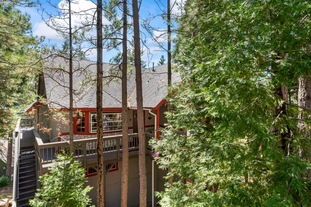 $889,999 | 783 Crown Drive, Lake Arrowhead, CA 92352