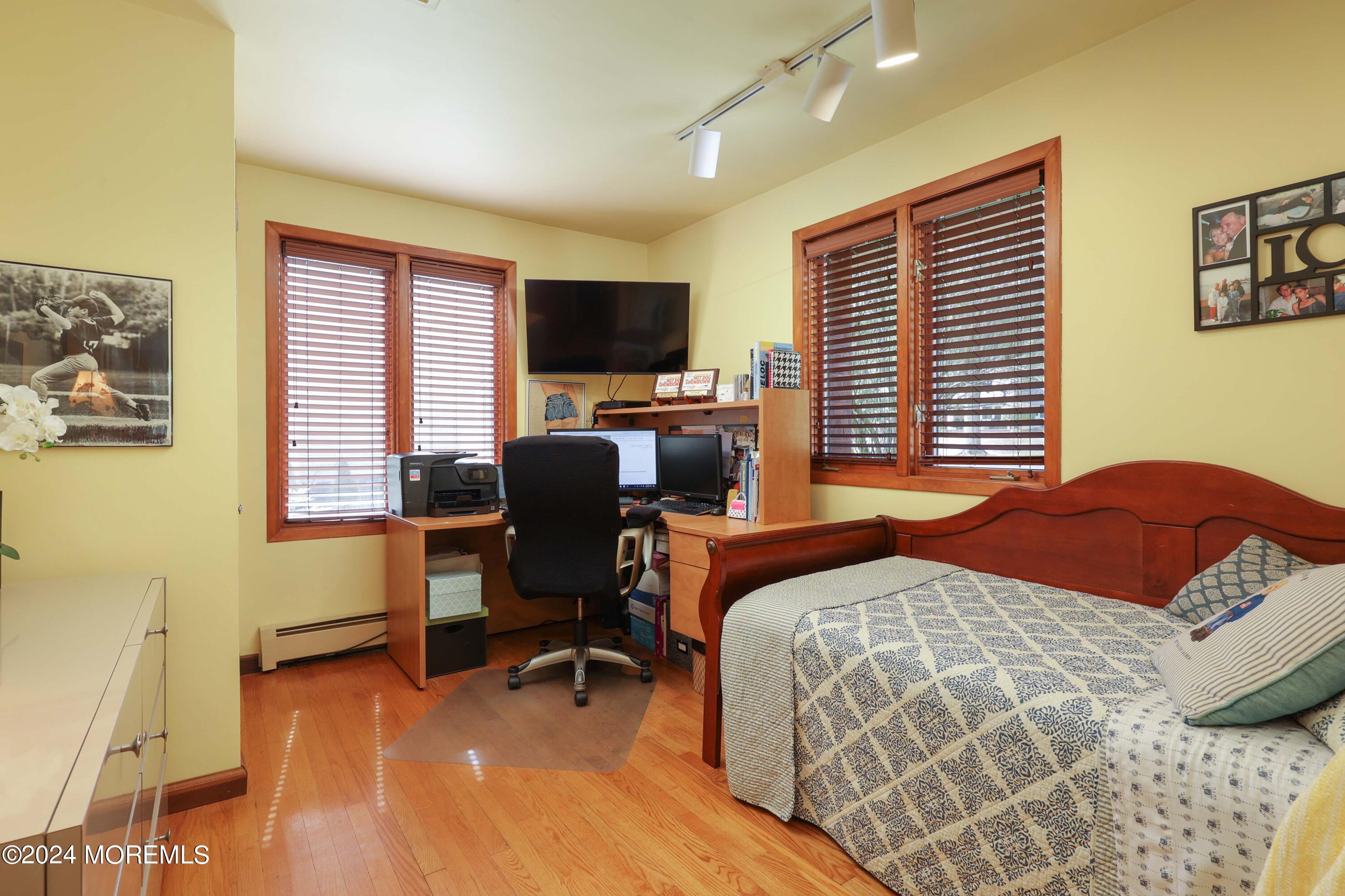 516 Matawan Avenue Keyport, NJ 07735 - Photo 22 of 59 758A5801