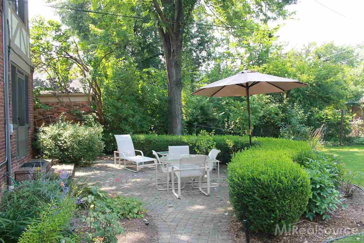 729 Pemberton Road Grosse Pointe Park, MI 48230 - Photo 39 of 46