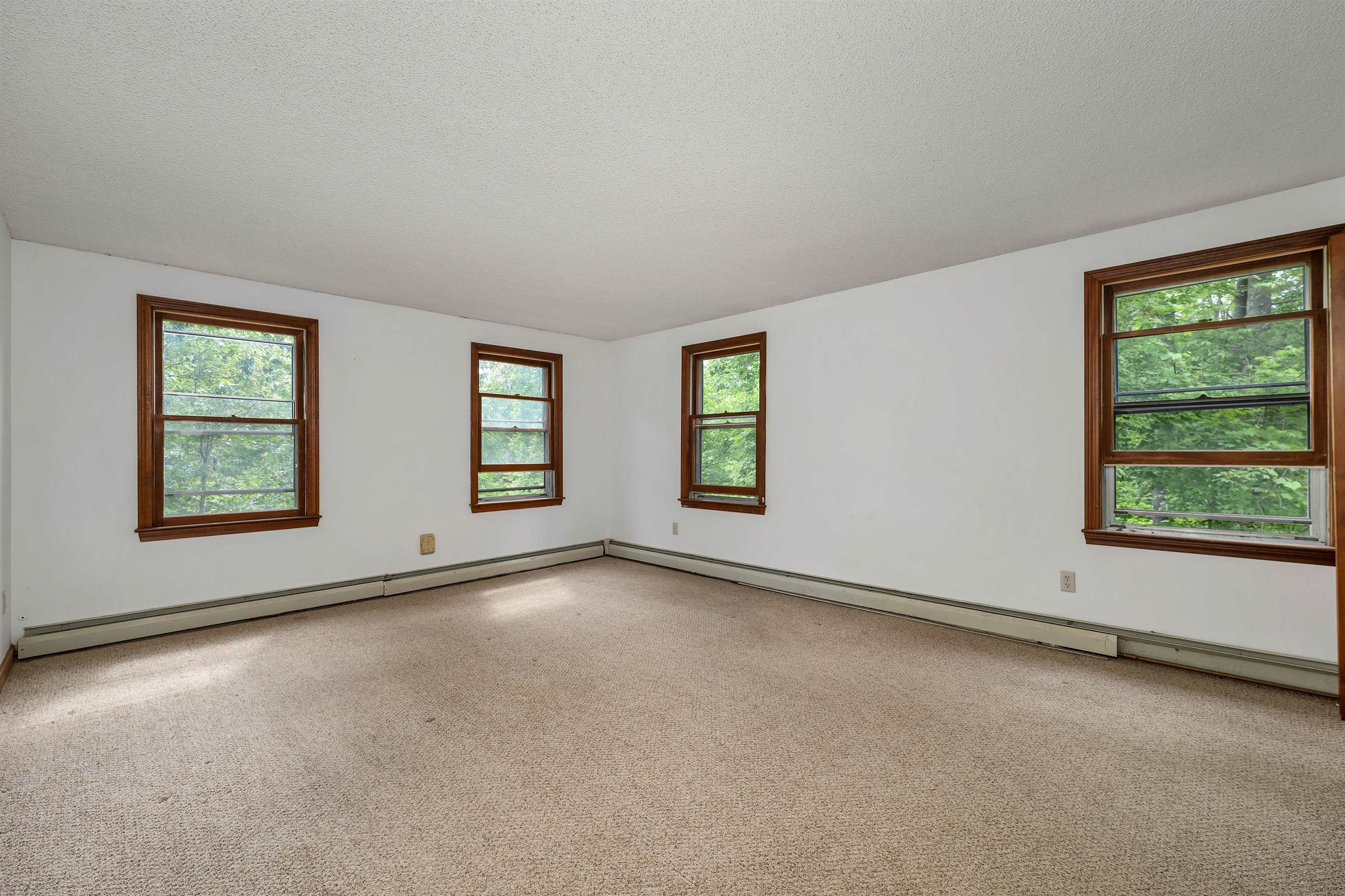 5 Madison Lane Amherst, NH 03031 - Photo 21 of 40 Gallery Image 21