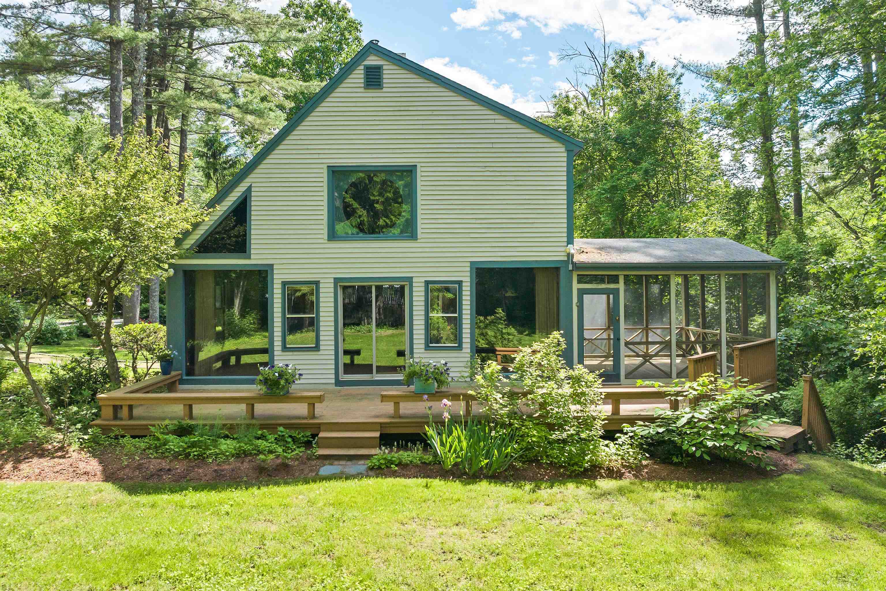 5 Madison Lane Amherst, NH 03031 - Photo 24 of 40 Gallery Image 24