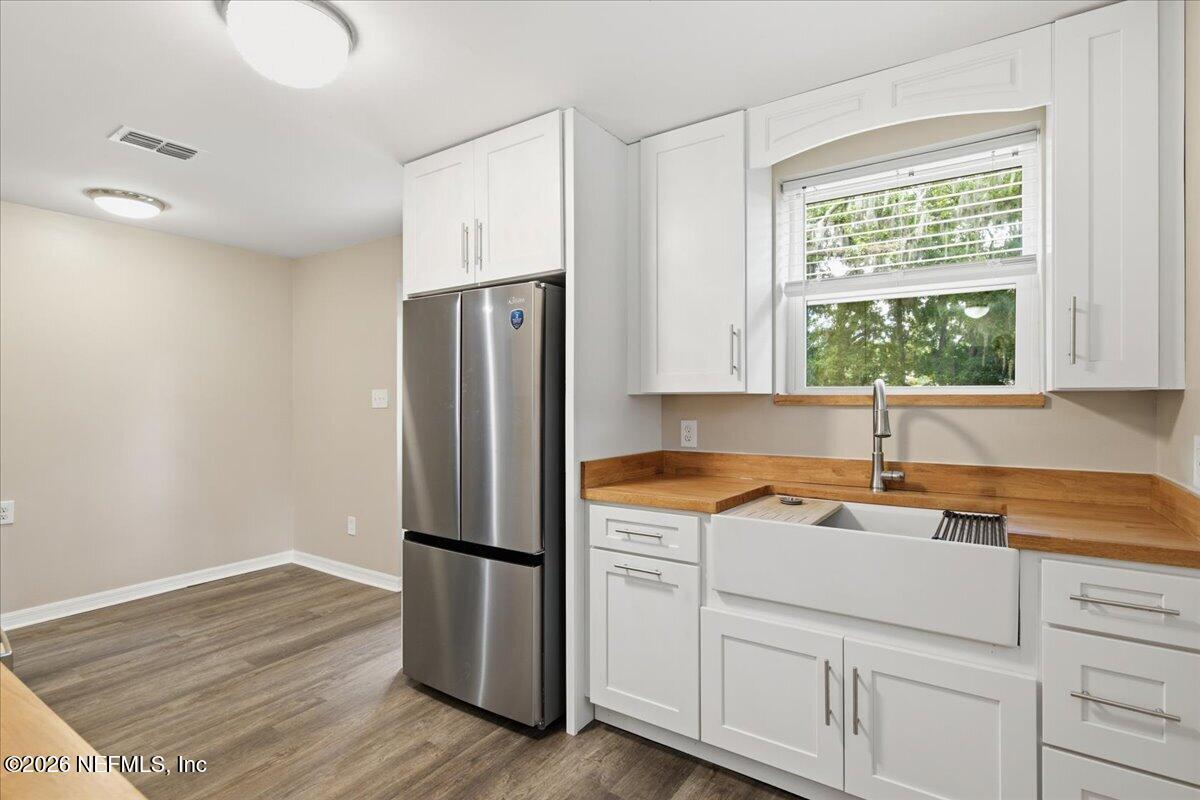 4135 Hudnall Road Jacksonville, FL 32207 - Photo 10 of 33 10-460A2367