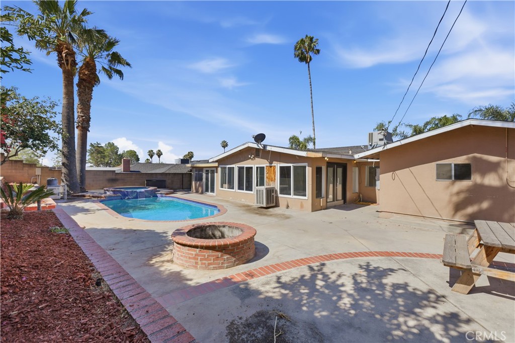 2511 Spring Meadow Lane Highland, CA 92346 - Photo 42 of 52