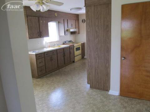 6491 Duffield Road Swartz Creek, MI 48473 - Photo 16 of 20 20166367-15.JPG