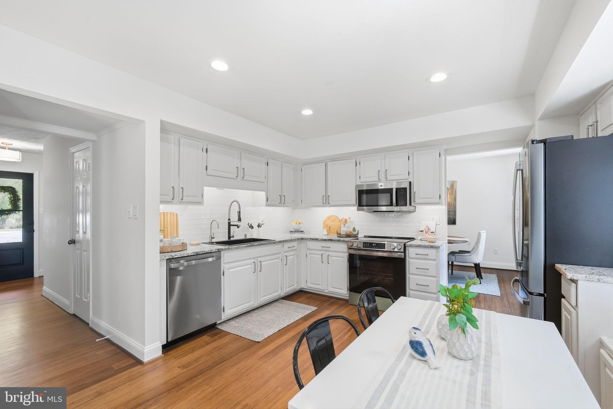 996 Headwater Road Annapolis, MD 21403 - Photo 17 of 59 Modern kitchen with sleek finishes.