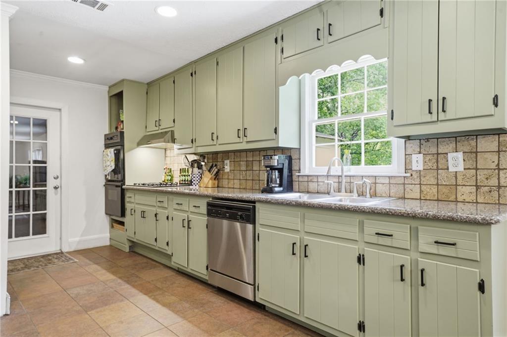2613 Ingram Road Duluth, GA 30096 - Photo 18 of 50