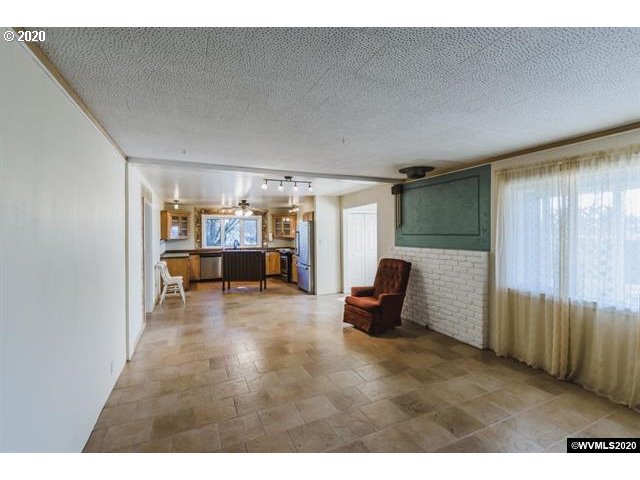 35969 Tennessee Road Southeast Albany, OR 97322 - Photo 7 of 32 Gallery Image 7