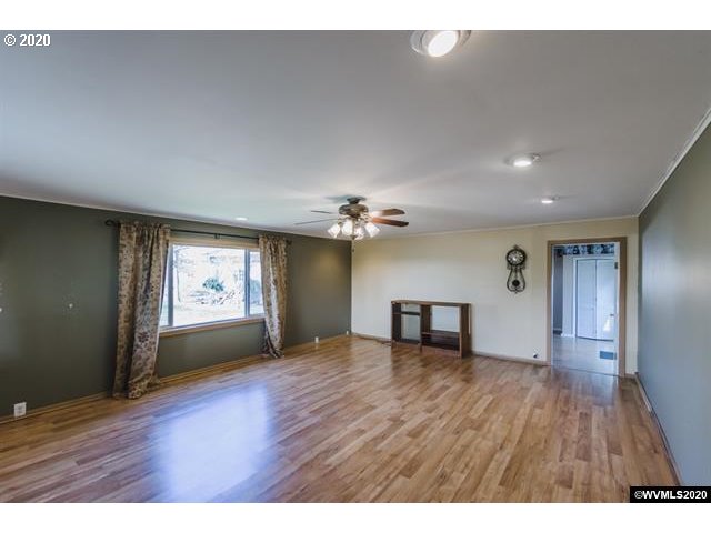 35969 Tennessee Road Southeast Albany, OR 97322 - Photo 9 of 32 Gallery Image 9