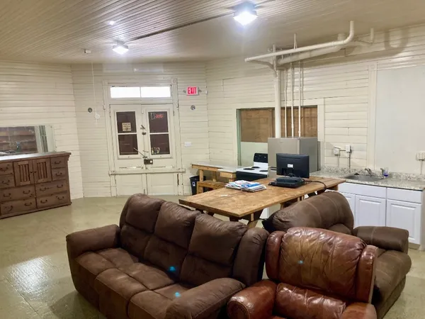 $950 | 902 Church Street, Unit DOWN, Galveston, TX 77550