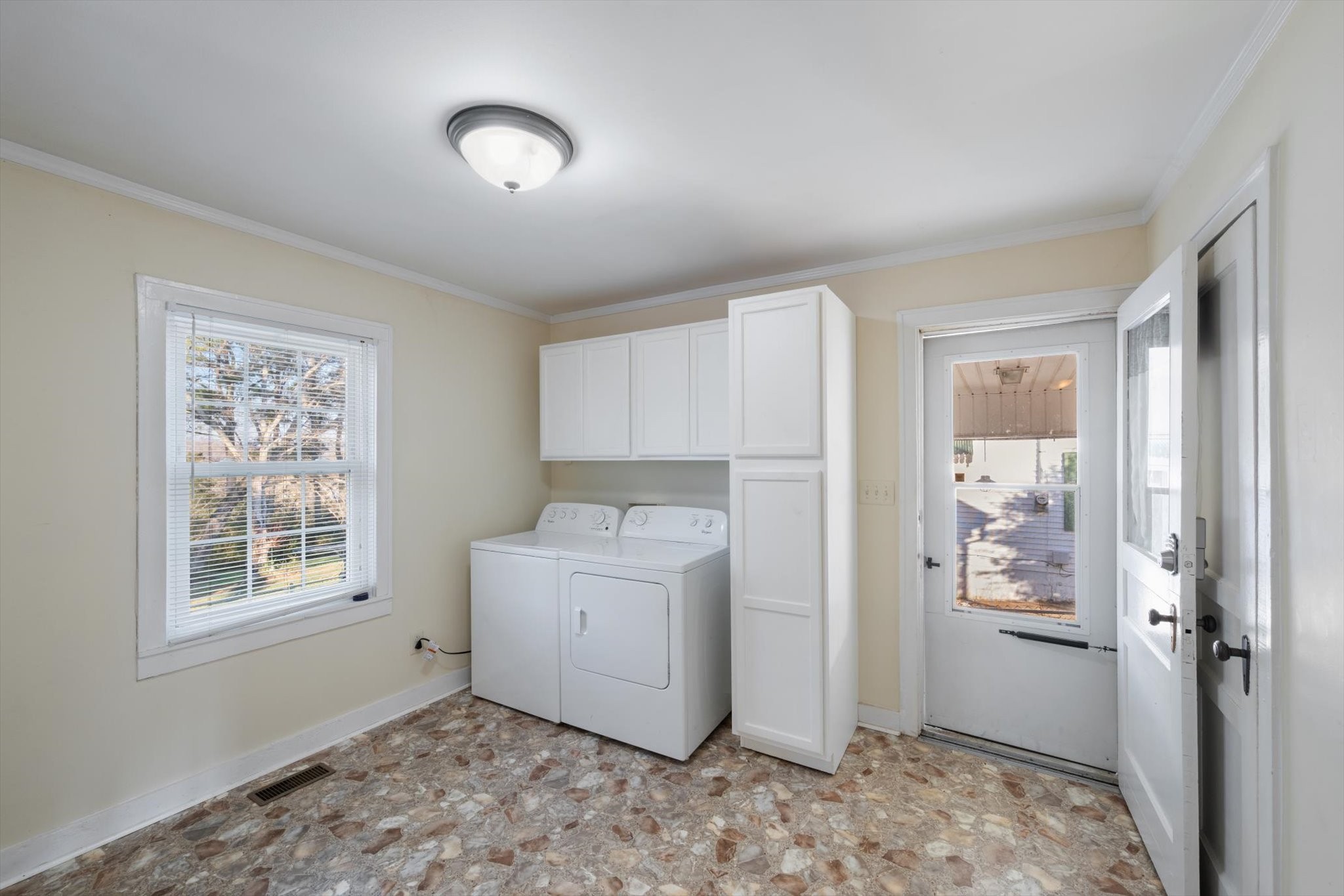 105 Arnold Street Centerville, TN 37033 - Photo 12 of 15 a view of a room with closet and windows