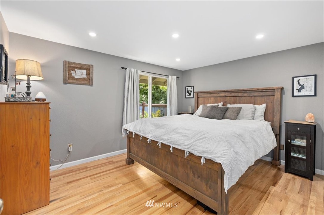 11023 Northeast 154th Street Bothell, WA 98011 - Photo 16 of 39 Gallery Image 16
