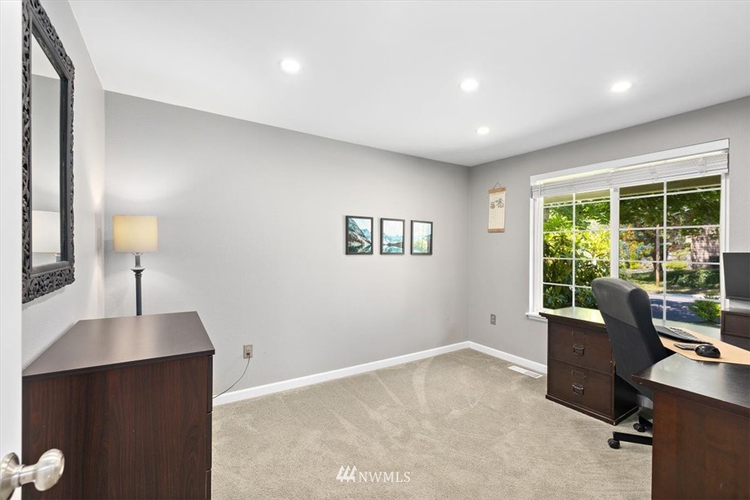 11023 Northeast 154th Street Bothell, WA 98011 - Photo 21 of 39 Gallery Image 21