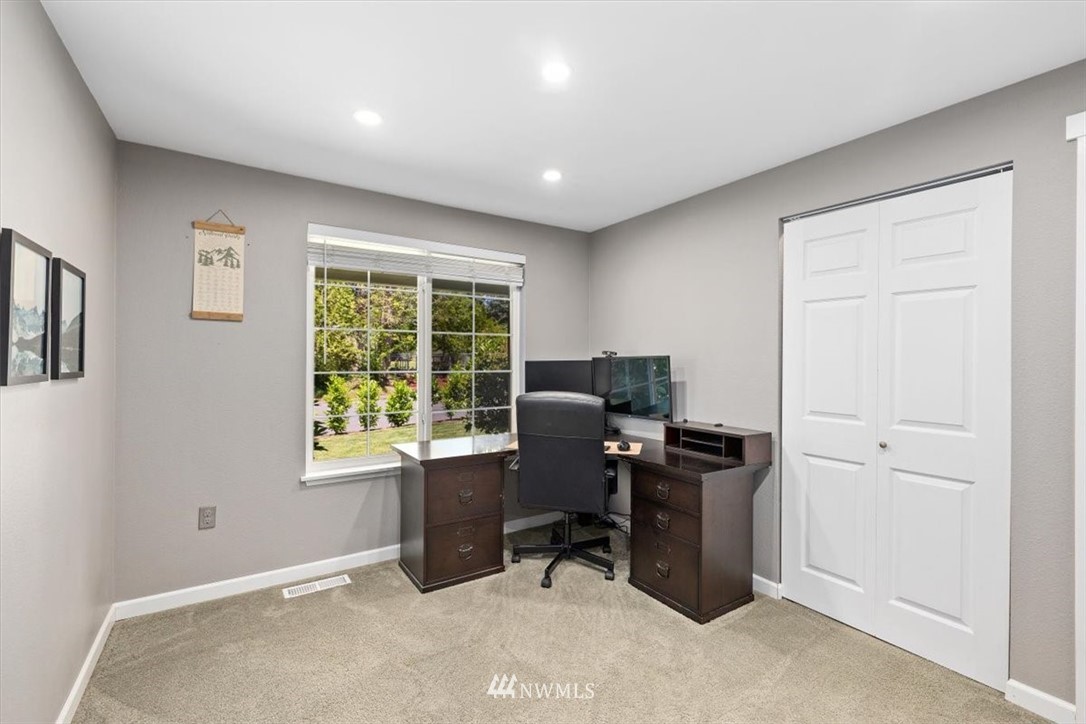 11023 Northeast 154th Street Bothell, WA 98011 - Photo 22 of 39 Gallery Image 22