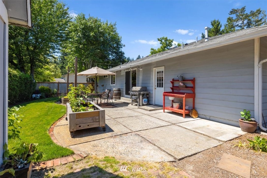 11023 Northeast 154th Street Bothell, WA 98011 - Photo 34 of 39 Gallery Image 34