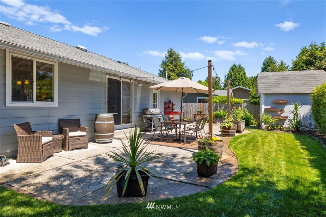 11023 Northeast 154th Street Bothell, WA 98011 - Photo 37 of 39 Gallery Image 37