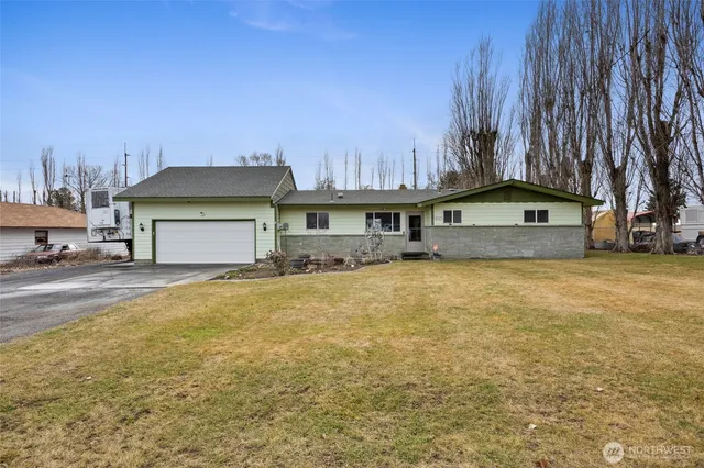 $475,000 | 8507 Hillcrest Drive Northeast, Moses Lake, WA 98837