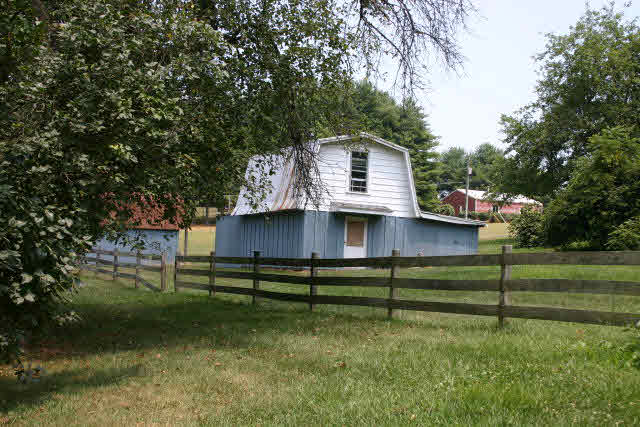 299 Hotchkiss Road Churchville, VA 24421 - Photo 14 of 21 Gallery Image 14