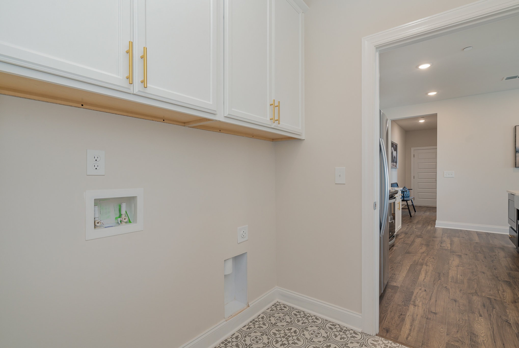 3144 Arbor Vly Road, Unit H8 Spring Hill, TN 37174 - Photo 18 of 32 a view of hallway with wooden floor