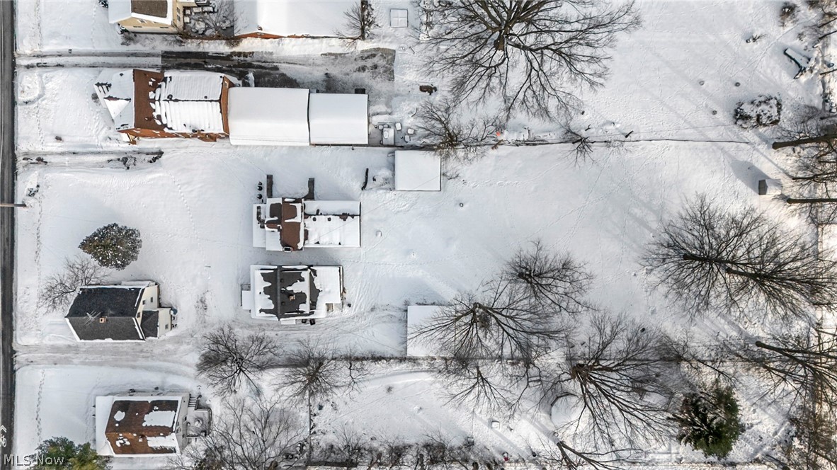 4717 Snow Road Cleveland, OH 44134 - Photo 27 of 30 Drone / aerial view