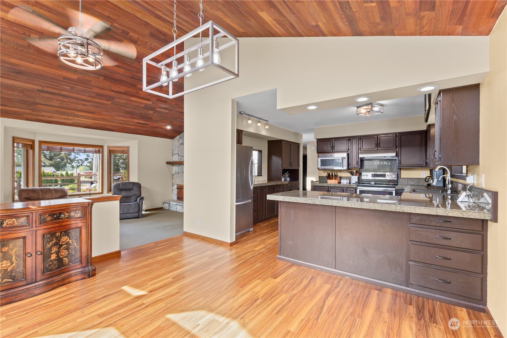 1246 Bradley Road Lynden, WA 98264 - Photo 8 of 40 Gallery Image 8