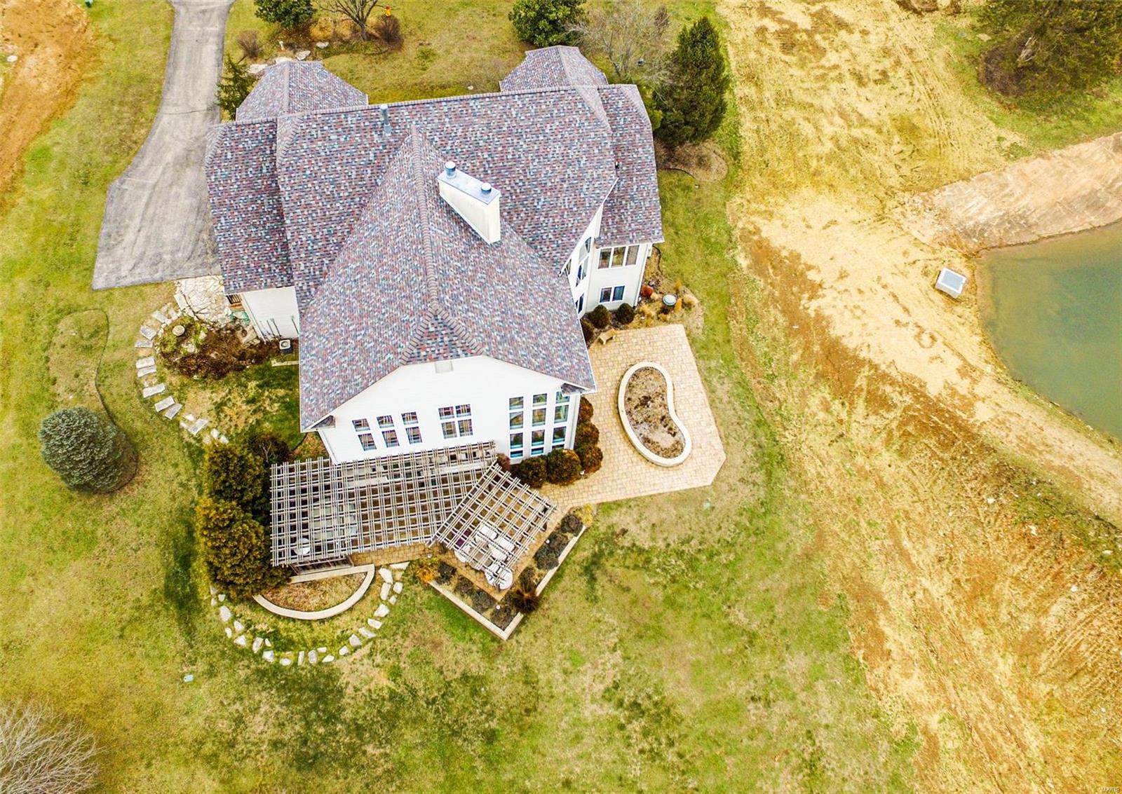 339 Stonewall Drive Eureka, MO 63025 - Photo 7 of 69