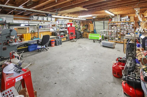 $850,000 | 6 Lori Lane, College Station, TX 77845