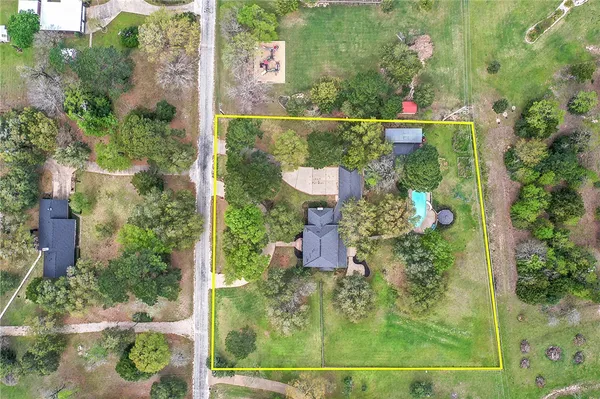 $850,000 | 6 Lori Lane, College Station, TX 77845