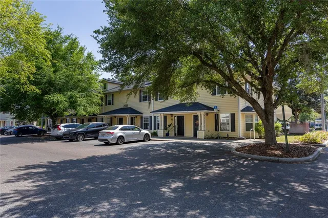 $235,000 | 2926 Southwest 35th Place, Unit 1, Gainesville, FL 32608