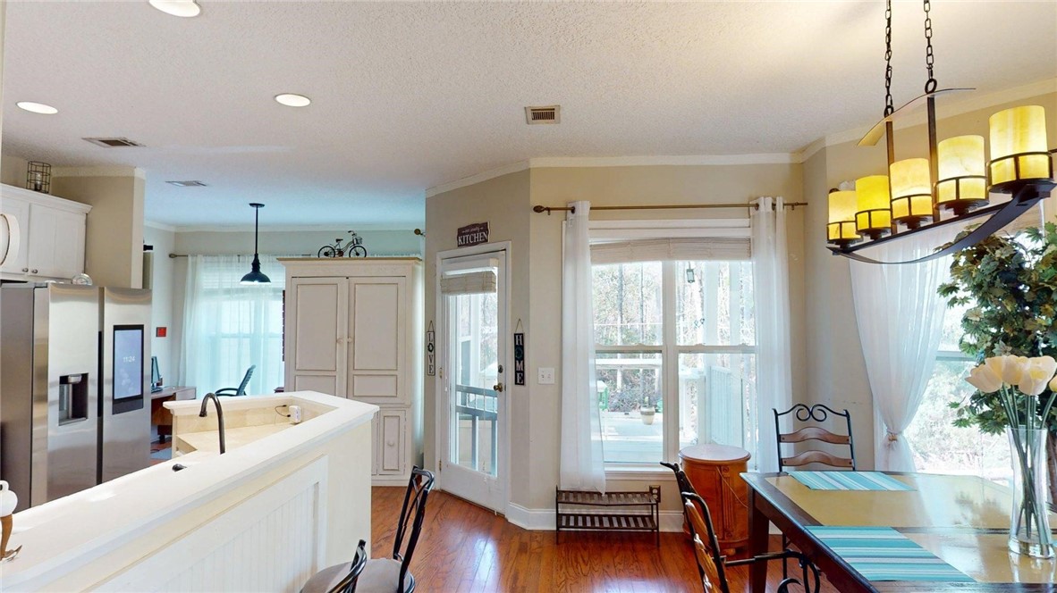 154 Buffalo Road Brunswick, GA 31523 - Photo 4 of 60