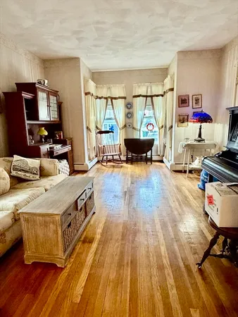 $3,800 | 30 Harrington Street, Unit 1, Revere, MA 02151