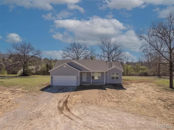 $315,000 | 945 Highway 79, Foley, MO 63347