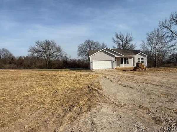 $315,000 | 945 Highway 79, Foley, MO 63347