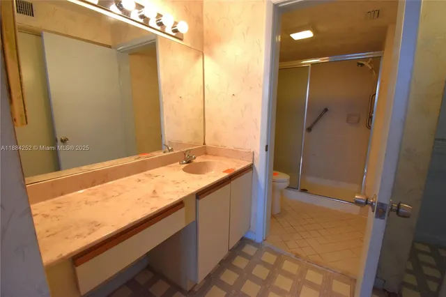 $170,000 | 2908 Carambola Circle South, Unit 402, Coconut Creek, FL 33066