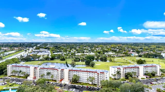 $1,750 | 3951 Via Poinciana, Unit 114, Lake Worth, FL 33467