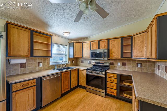 39045 Big Springs Road Rush, CO 80833 - Photo 9 of 22 Kitchen!