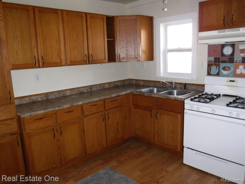 318 East Brooks Street Howell, MI 48843 - Photo 21 of 26