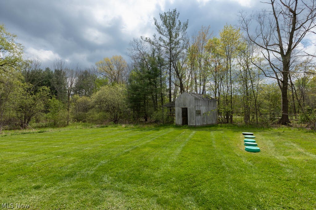 13047 Forest Road Burton, OH 44021 - Photo 13 of 47
