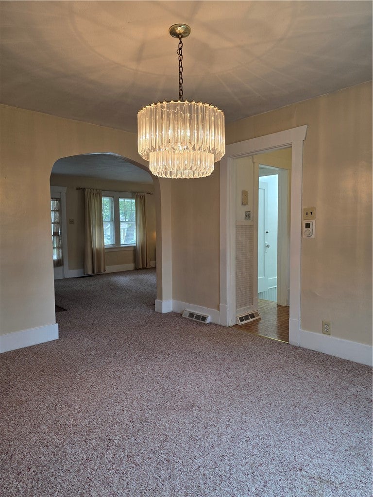 1335 Riverview Avenue Decatur, IL 62522 - Photo 9 of 30 Gallery Image 9