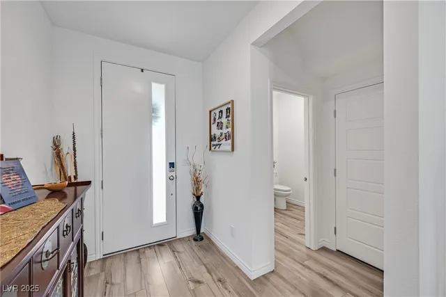 $2,895 | 282 Mount Steele Avenue, Henderson, NV 89015