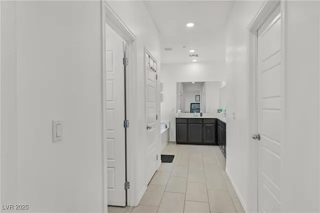 $2,895 | 282 Mount Steele Avenue, Henderson, NV 89015