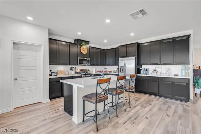 $2,895 | 282 Mount Steele Avenue, Henderson, NV 89015