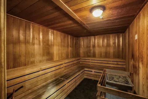 $449,000 | 450 North Federal Highway, Unit 1213, Boynton Beach, FL 33435