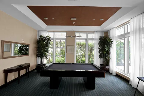 $435,000 | 450 North Federal Highway, Unit 1213, Boynton Beach, FL 33435