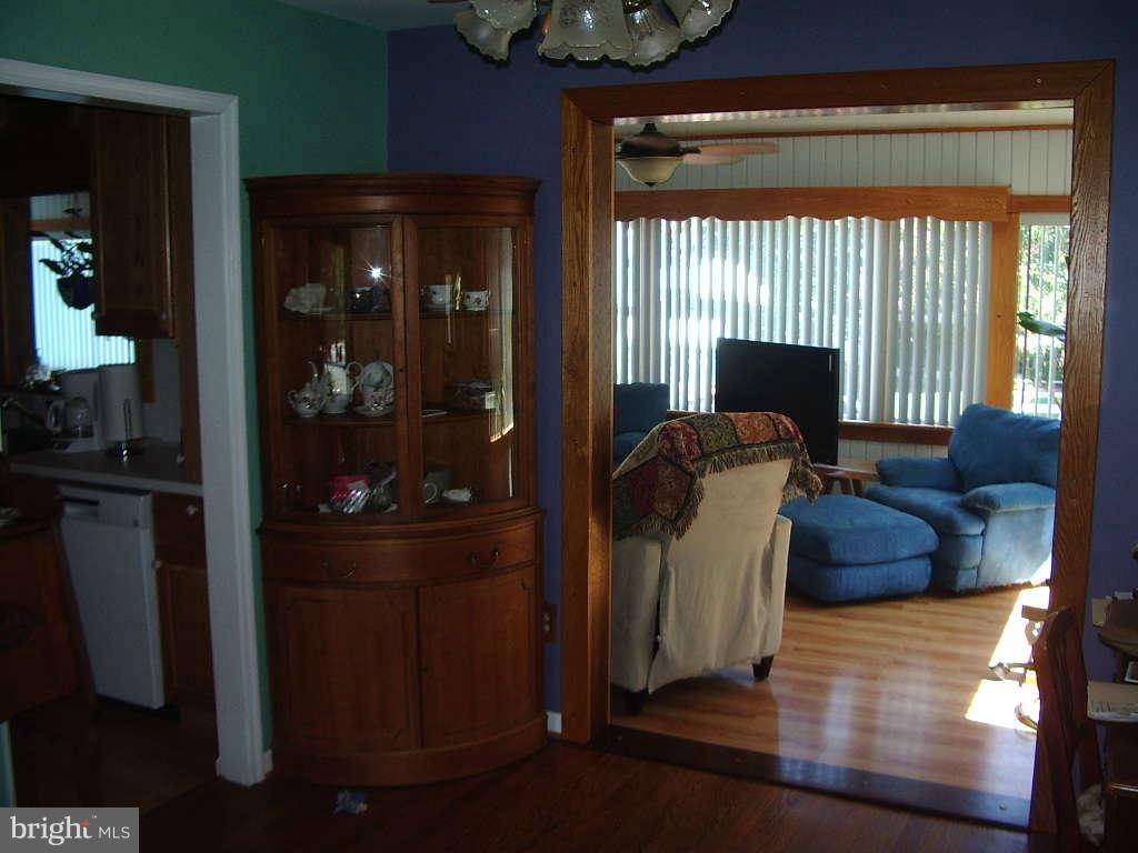 12026 Fingerboard Road Monrovia, MD 21770 - Photo 11 of 29 Dining Room