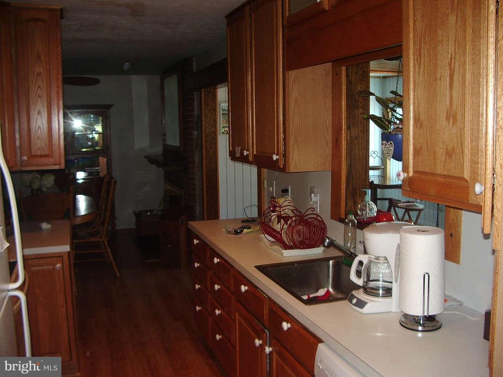12026 Fingerboard Road Monrovia, MD 21770 - Photo 7 of 29 Kitchen