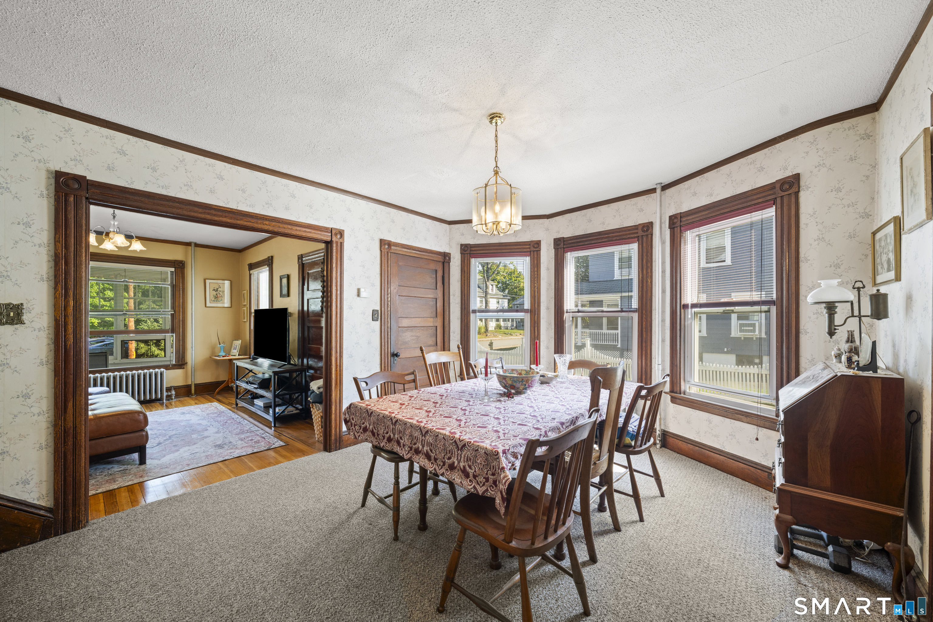 52 Russell Street Manchester, CT 06040 - Photo 10 of 37 Gallery Image 10