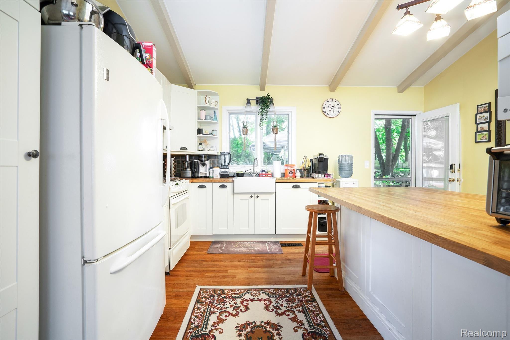4326 Edmore Road Waterford, MI 48329 - Photo 7 of 26 MLS-11.jpg